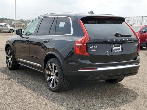 2025 Volvo XC90 Plug-In Hybrid Ultra