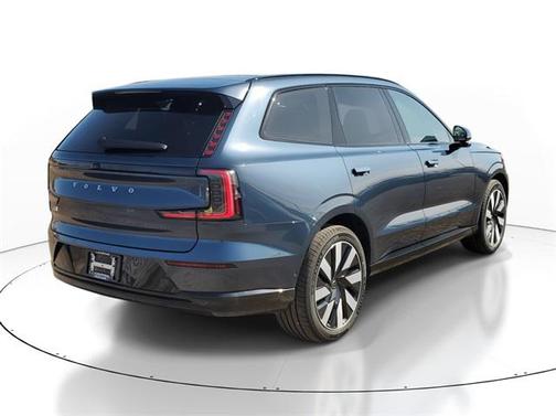 2025 Volvo EX90 Twin Motor Performance Ultra