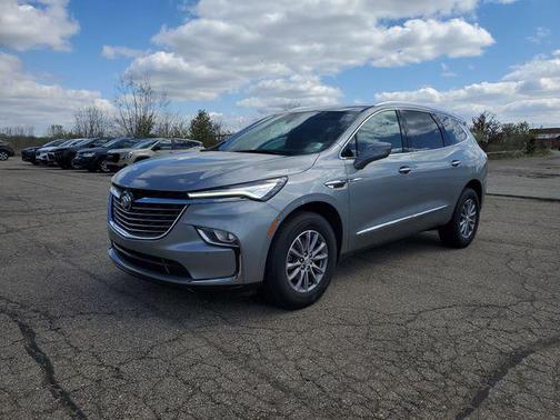 Moonstone Gray Metallic 2023 Buick Enclave Essence FWD