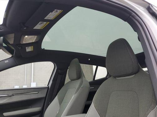 Vapour Grey Metallic 2026 Volvo EX30 Cross Country Ultra, Twin Motor Performance, Fully electric