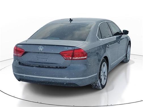 2015 Volkswagen Passat 2.0L TDI DSG SEL Premium