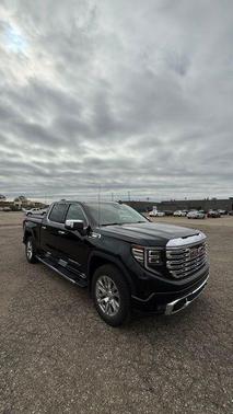 Onyx Black 2023 GMC Sierra 1500 Denali