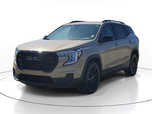 Desert Sand Metallic 2023 GMC Terrain SLE