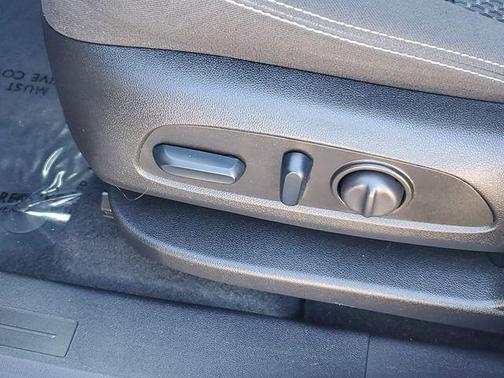 Desert Sand Metallic 2023 GMC Terrain SLE