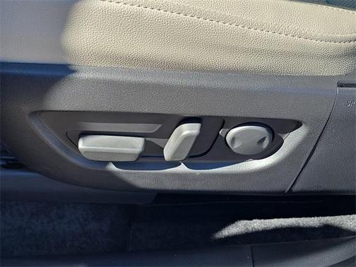 2025 Mazda CX-70 PHEV Premium Package