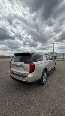 Pearl Beige Metallic 2021 GMC Yukon XL SLT