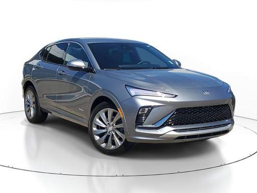 Moonstone Gray Metallic 2025 Buick Envista Avenir FWD