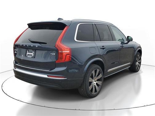 2025 Volvo XC90 Plug-In Hybrid T8 Core 7-Seater