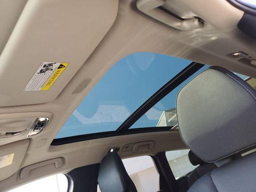 2021 Volvo V90 Cross Country T6