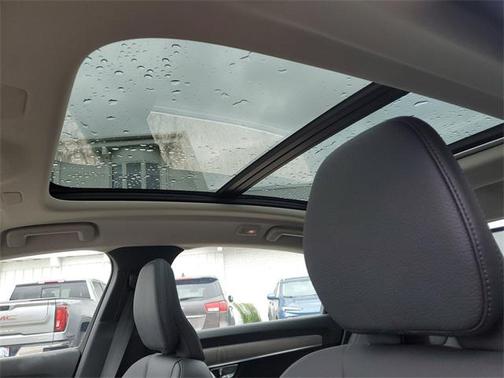 2025 Volvo S90 B6 Plus