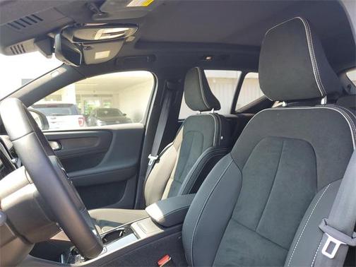 2023 Volvo XC40 Recharge Pure Electric Twin Ultimate
