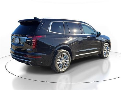 2022 Cadillac XT6 Luxury AWD