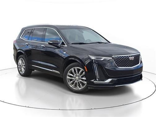 2022 Cadillac XT6 Luxury AWD
