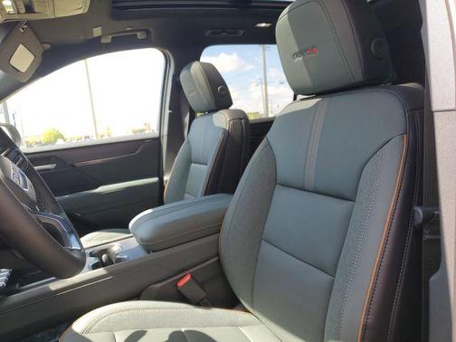 Ebony Twilight Metallic 2026 GMC Acadia AT4 AWD