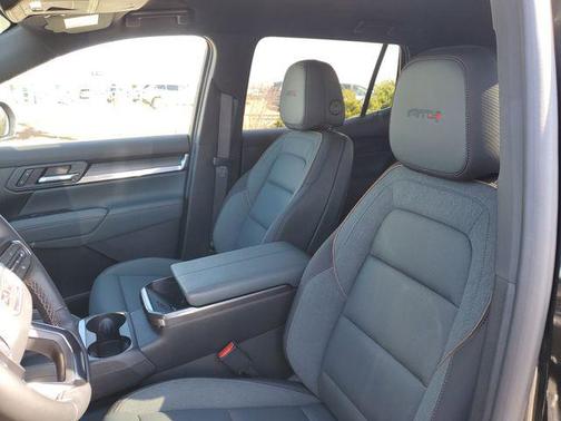 Ebony Twilight Metallic 2026 GMC Terrain AWD AT4