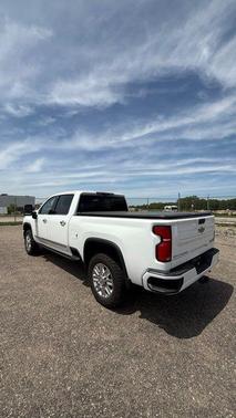 Summit White 2025 Chevrolet Silverado 2500 High Country