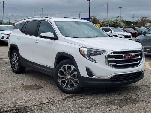 Summit White 2019 GMC Terrain SLT