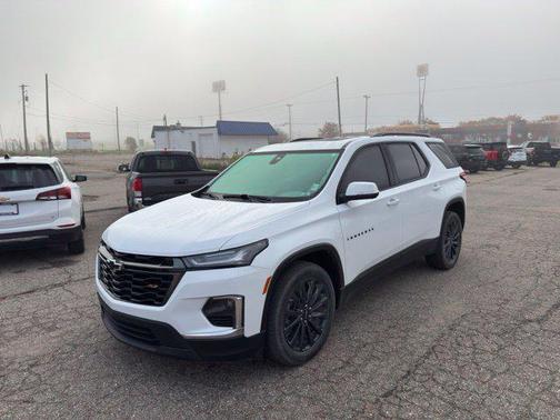 Summit White 2022 Chevrolet Traverse RS