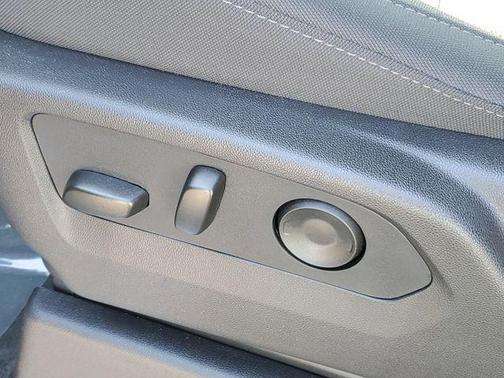 Onyx Black 2026 GMC Sierra 1500 Elevation
