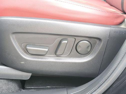 2025 Mazda CX-70 PHEV Premium Plus Package