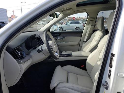 2026 Volvo XC90 Plug-In Hybrid Ultra, T8 AWD, Electric/Gasoline, Bright, 7 Seats