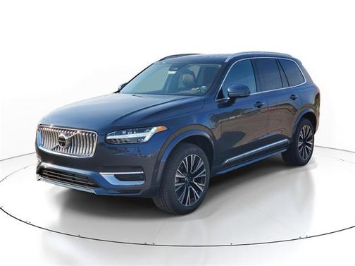 2025 Volvo XC90 Plug-In Hybrid Plus