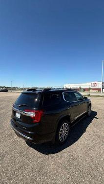 Sterling Metallic 2023 GMC Acadia AWD SLT