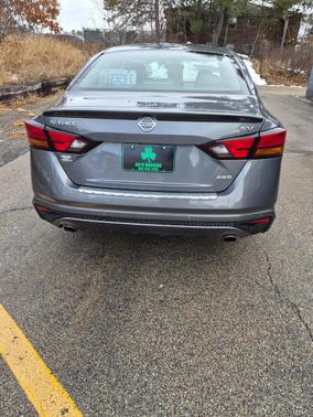 2020 Nissan Altima 2.5 SV