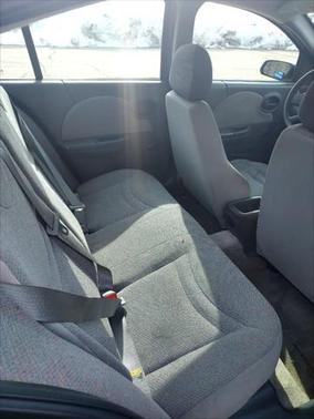 2005 Saturn Ion 1