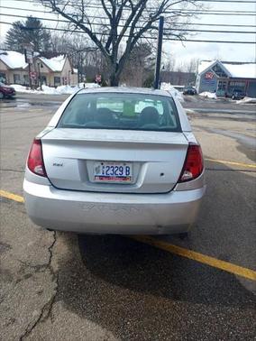 2005 Saturn Ion 1