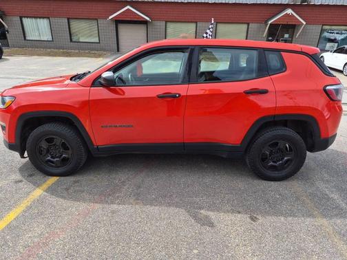 Spitfire Orange Clearcoat 2017 Jeep New Compass Sport