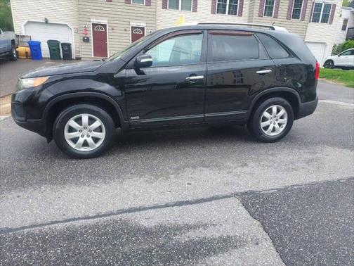 2011 Kia Sorento LX