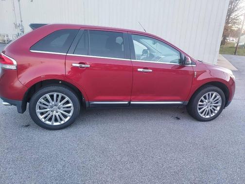 2013 Lincoln MKX Base