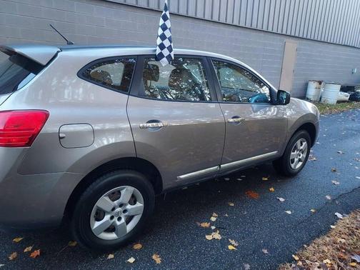2011 Nissan Rogue S