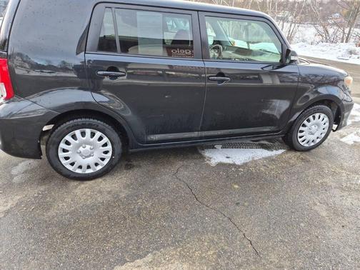 2011 Scion xB Release Series 8.0