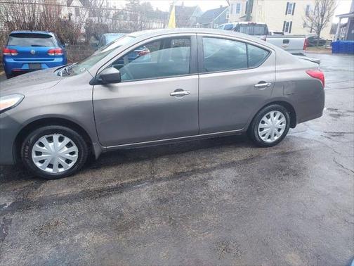 2015 Nissan Versa 1.6 SV