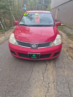 Red Alert 2007 Nissan Versa S
