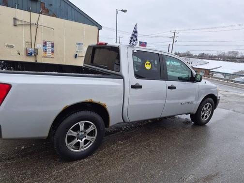 2008 Nissan Titan XE Crew Cab