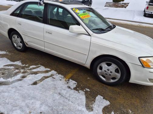 2004 Toyota Avalon XL