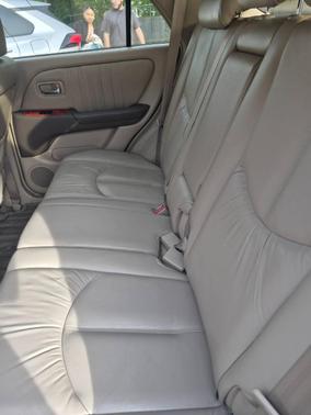 Off White 2003 Lexus RX 300 Base