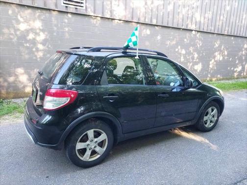 2012 Suzuki SX4 Tech Valu Pkg (NAV)