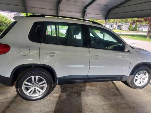 2016 Volkswagen Tiguan 2.0T S 4MOTION