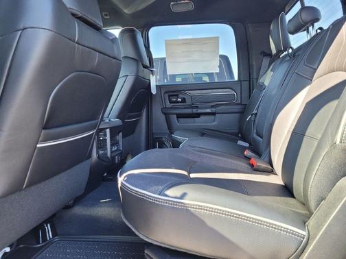 2026 RAM 2500 Limited Crew Cab 4x4 6'4' Box