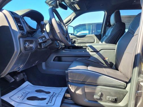 2026 RAM 2500 Limited Crew Cab 4x4 6'4' Box