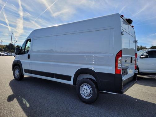 2026 RAM ProMaster 2500 Tradesman