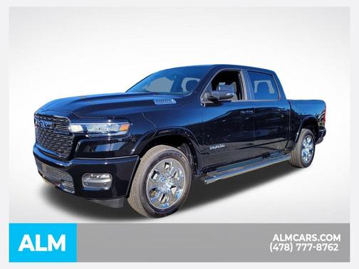 Diamond Black Crystal Pearlcoat 2026 RAM 1500 Big Horn/Lone Star