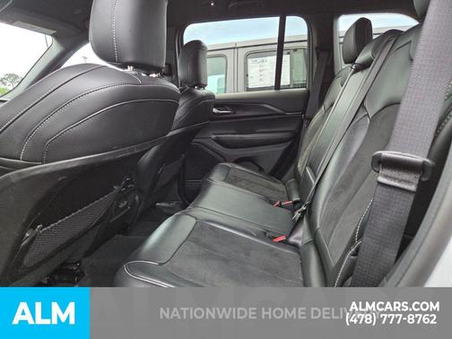 Silver Zynith 2025 Jeep Grand Cherokee Altitude