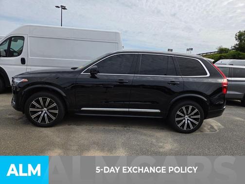 Onyx Black Metallic 2023 Volvo XC90 B5 Plus