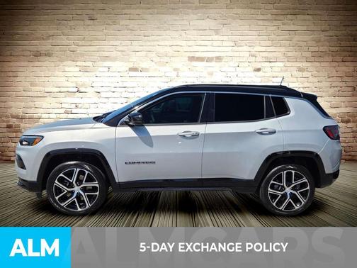 Silver Zynith Metallic Clearcoat 2024 Jeep Compass Limited