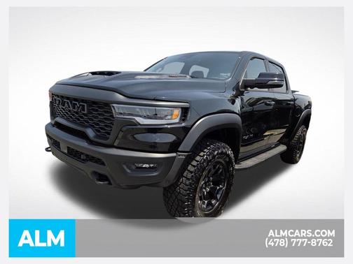 Diamond Black Crystal Pearlcoat 2026 RAM 1500 RHO Crew Cab 4x4 5'7' Box